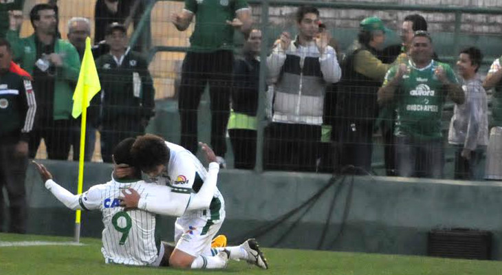  Chapecoense é um dos clubes brasileiros que irá debutar na Copa Sul-americana em 2015!