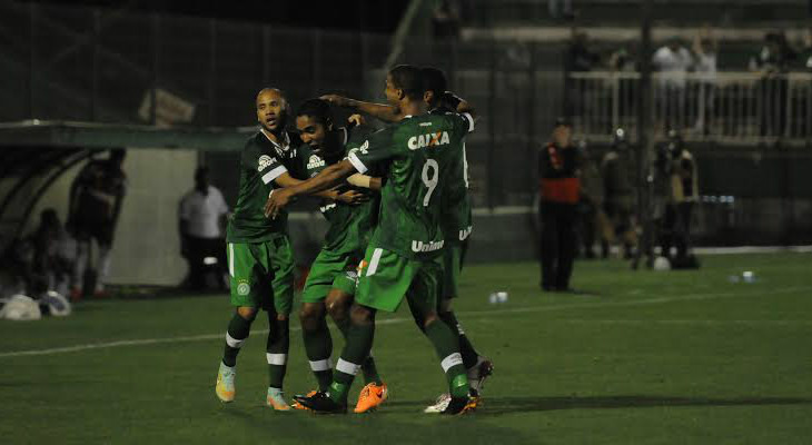  Chapecoense vem de vitória sobre o Atlético Mineiro e já acumula cinco jogos de invencibilidade na Série A!