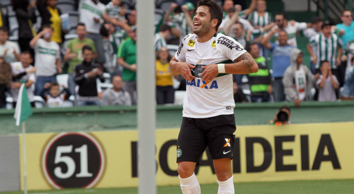  Recordista de matinês, Coritiba tem dois jogos em casa e três fora aos domingos, às 11 horas, pela Série A!