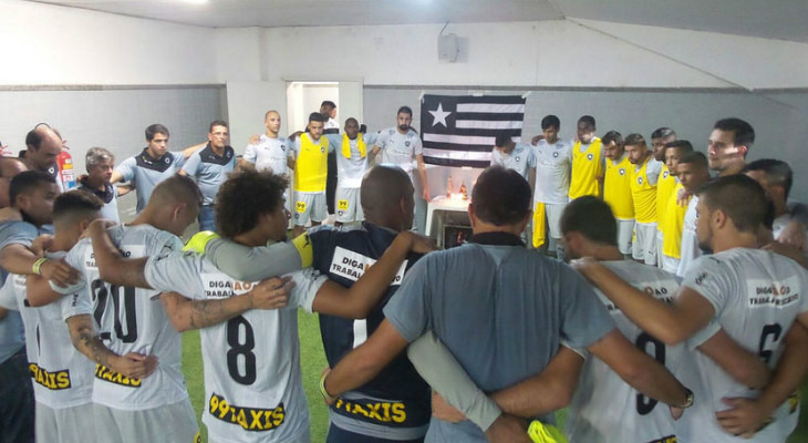  Botafogo não conseguiu repetir com o Sampaio Corrêa o que havia feito com Vitória, Mogi Mirim e Paraná na Série B!