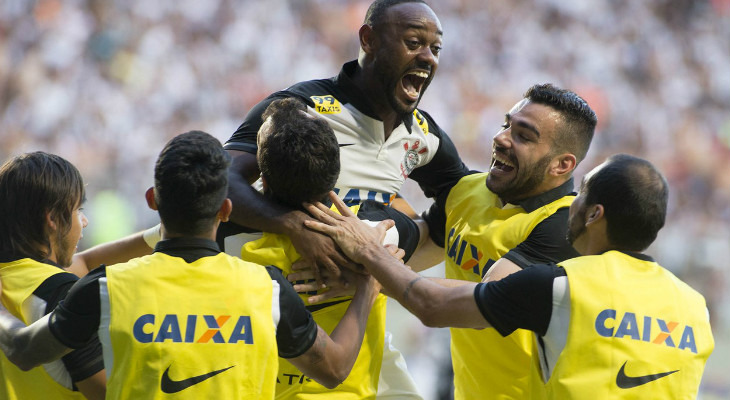  Corinthians venceu o Atlético Mineiro e abriu 11 pontos de vantagem para o rival na liderança do Brasileirão!