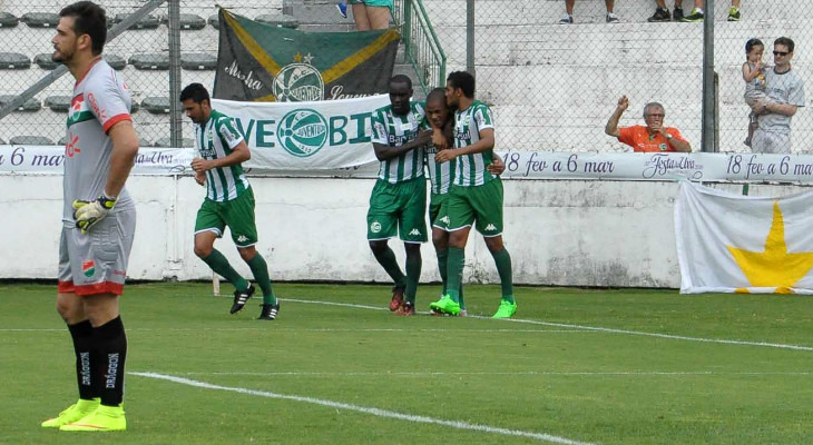  Hugo é um dos rostos conhecidos dentro de campo do Juventude, sensação do Gauchão 2016!