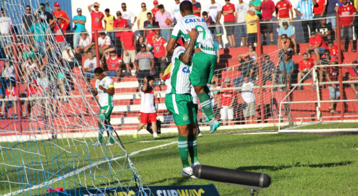  Chapecoense foi campeã do turno de forma invicta e já acumula dez jogos sem derrota no Catarinense!