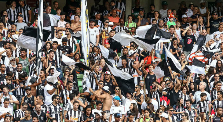  Atlético Mineiro bateu na trave dentro de campo, mas garantiu o título nas arquibancadas do Estadual!