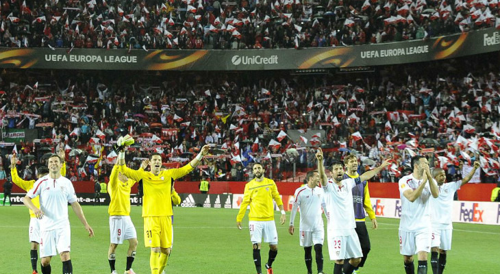  Sevilla, ao superar o Liverpool, se tornou o primeiro clube tricampeão da UEFA Europa League!