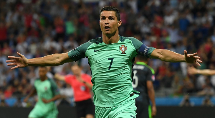  Cristiano Ronaldo, em sua segunda final de Eurocopa, quer dar o primeiro título a Portugal!