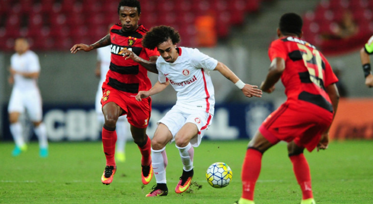  Internacional levou o empate do Sport, aumentou a seca de vitórias e ainda entrou na degola do Brasileirão!