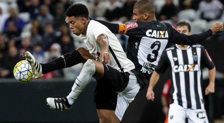 Corinthians tem uma vitória e é vice-lanterna do returno do Brasileiro