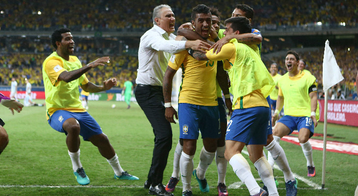  Tite terá que manter o aproveitamento perfeito para fazer história com o Brasil na Eliminatória!