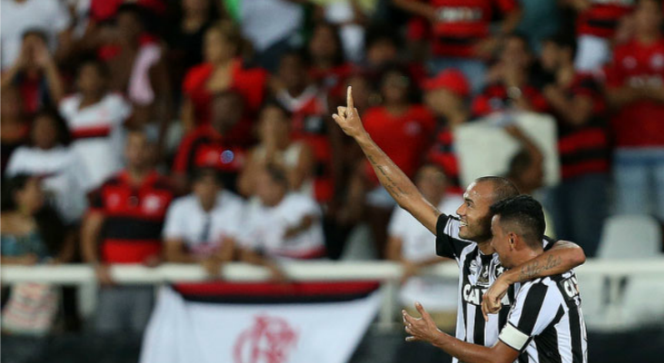  Botafogo até conseguiu bom público e renda gorda no clássico ante o Flamengo, mas ainda assim está no vermelho!