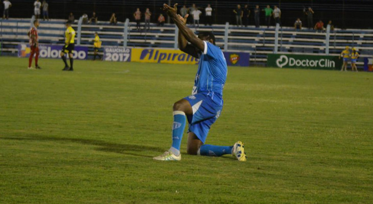  Novo Hamburgo mantém supremacia no Gauchão e iguala largadas de Internacional e Grêmio!