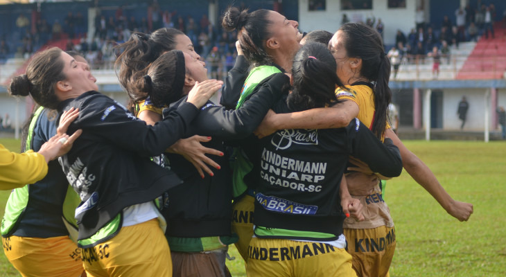  Kindermann depende apenas das suas forças para avançar no Grupo 1 do Brasileirão Feminino!