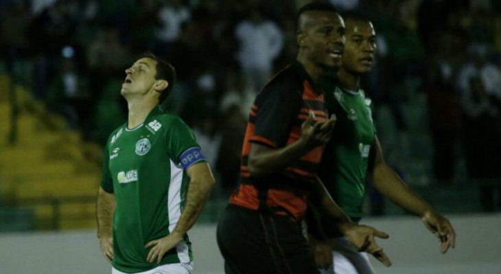  Oeste segurou Guarani em Campinas e chegou ao oitavo jogo sem derrota na Série B do Brasileirão!