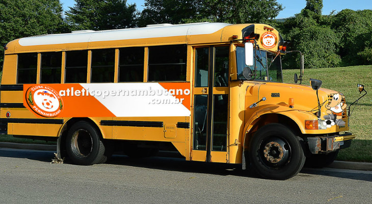  Atlético Pernambucano, mesmo com ônibus quebrado e atrasado para a estreia, venceu pela Série D e encerrou jejum na temporada!