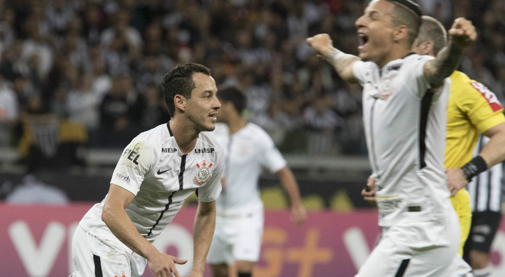  Corinthians, campeão do turno, ainda bateu o recorde de pontuação na primeira parte do Brasileirão!