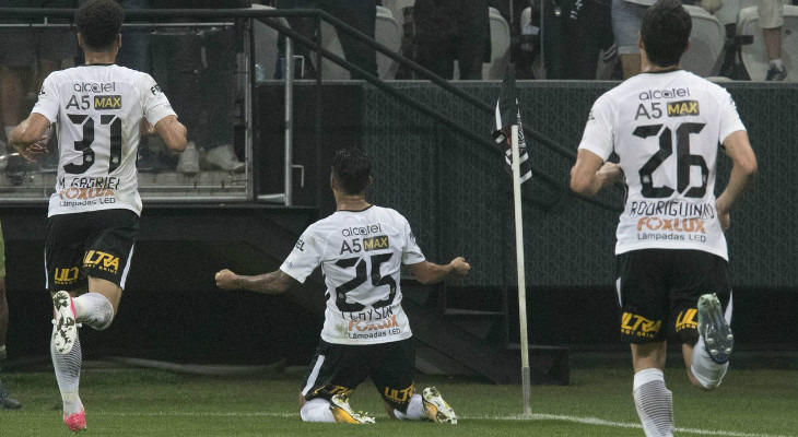  Clayson marcou dois gols e garantiu mais uma vitória ao Corinthians, líder disparado do Brasileirão!