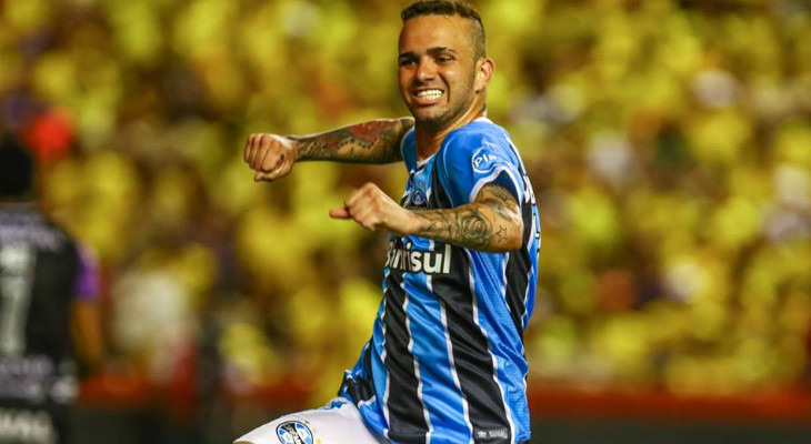  Luan anotou dois dos três gols que deixaram o Grêmio muito próximo da final da Libertadores!