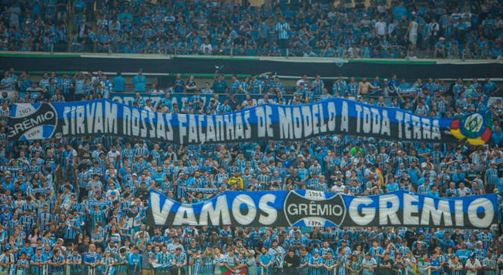  Torcida do Grêmio fez muita festa com a classificação para a quinta final da Libertadores!