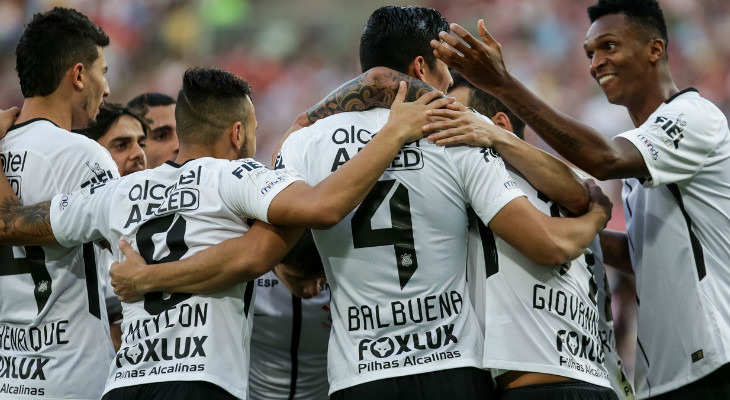  Corinthians superou o Fluminense e garantiu o título do Brasileirão com três rodadas de antecedência!