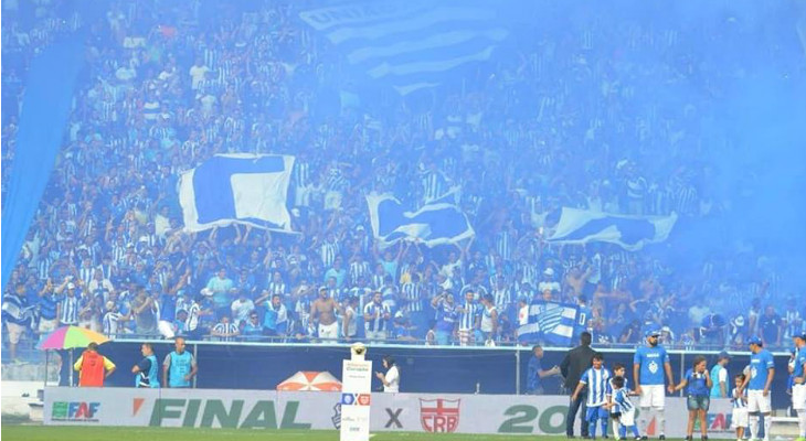  Torcida do CSA fez festa nas arquibancadas e ajudou o Azulão a encerrar jejum de dez anos no Alagoano!