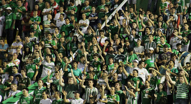  Chapecoense manteve a baixa média de público nos jogos às segundas-feiras pelo Brasileirão!