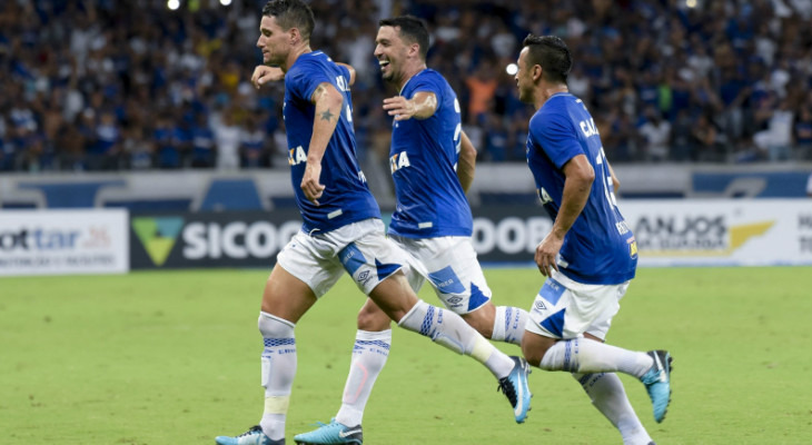  Cruzeiro abriu vantagem sobre o Atlético Paranaense e segue vivo na briga pelo bi na Copa do Brasil!