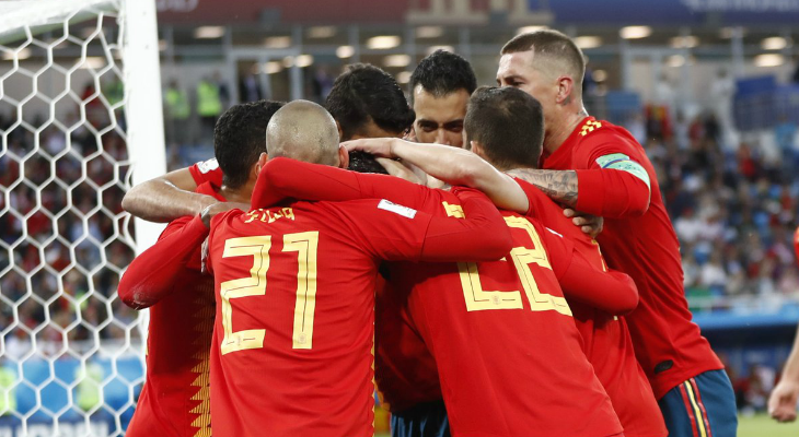  Espanha, mesmo com o empate contra Marrocos, garantiu a liderança no Grupo B da Copa do Mundo!