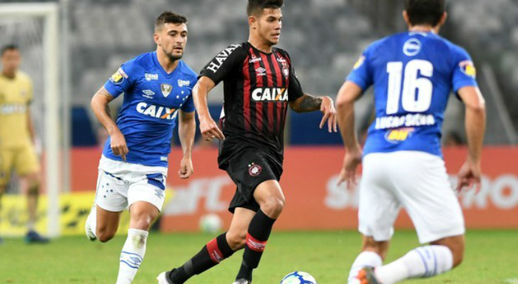  Atlético Paranaense acumula apenas dez pontos no Brasileirão, um a menos do que em 2011, ano da queda!