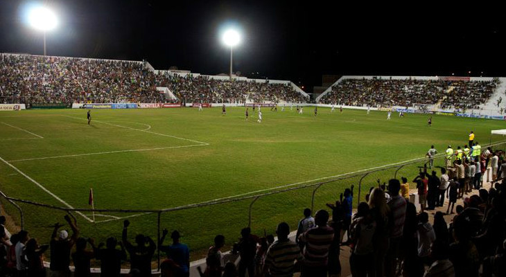  Salgueiro, sem vencer há nove jogos, foi rebaixado com uma rodada de antecedência na Série C!