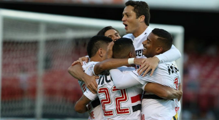  São Paulo, melhor clube do Brasileirão, está invicto em casa, assim como o Internacional!