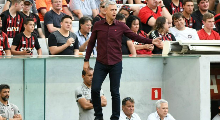  Tiago Nunes deu outra cara ao Atlético Paranaense e fez valer o fator casa na Arena da Baixada!