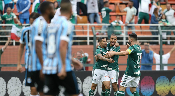  Palmeiras superou o Grêmio no Pacaembu e se manteve na liderança do Brasileirão!