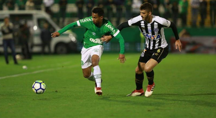  Chapecoense tentará derrotar o Santos fora de casa pela primeira vez no Brasileirão!