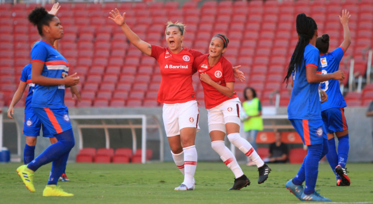  Internacional goleou o Vitória e se manteve com aproveitamento de 100% no Brasileirão Feminino!