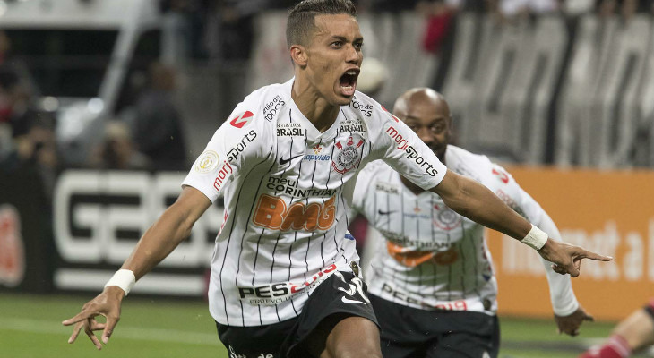  Pedrinho deixou sua marca e o Corinthians aumentou sua invencibilidade contra o São Paulo na Arena em Itaquera!