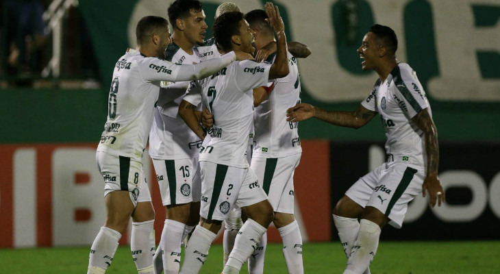  Palmeiras venceu a Chapecoense, aumentou a invencibilidade e se manteve na liderança do Brasileirão!