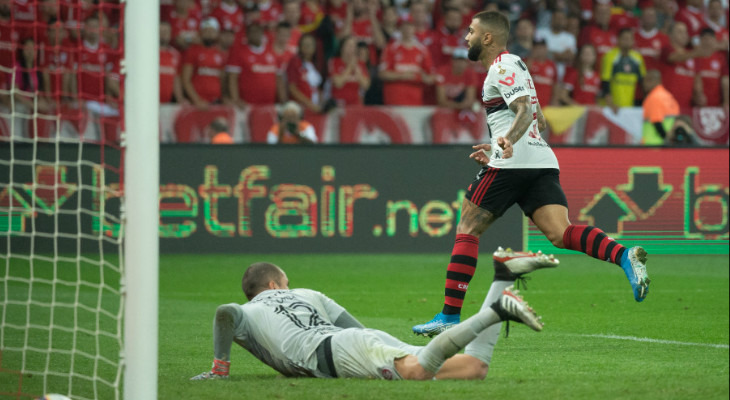  Flamengo eliminou o Internacional e, agora, pegará outro gaúcho, o Grêmio na Libertadores!