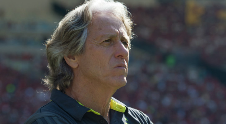  Flamengo investiu alto em seu time e trouxe até mesmo o técnico Português Jorge Jesus!