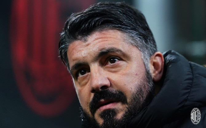  Hoje técnico, Gennaro Gattuso fez história no Milan como atleta!