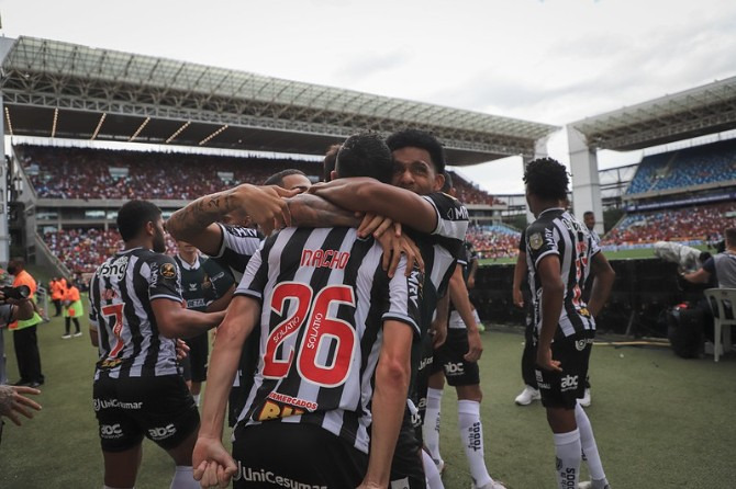  Atlético Mineiro venceu o Flamengo nos pênaltis e faturou a inédita Supercopa do Brasil!