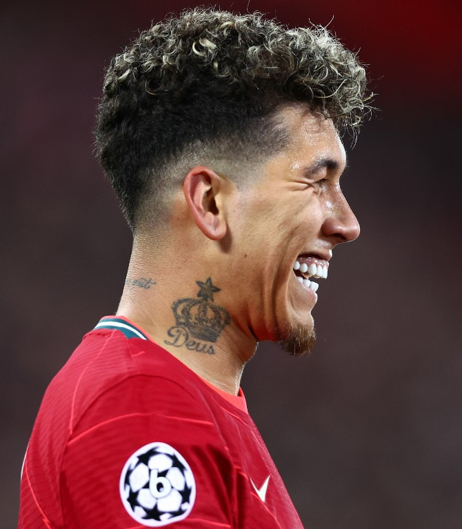  Roberto Firmino fez dois gols na classificação do Liverpool às semifinais da Champions!