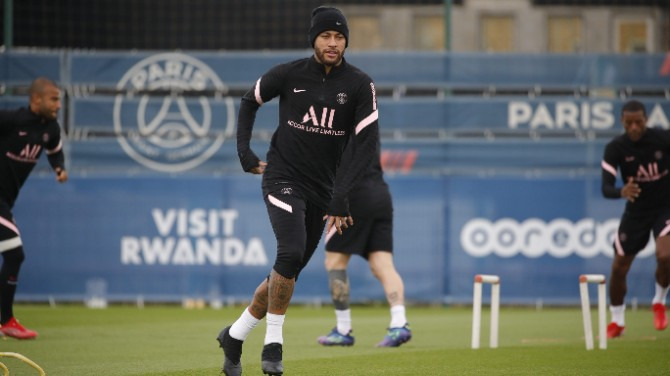  Neymar foi contratado pelo PSG na negociação mais cara do futebol!