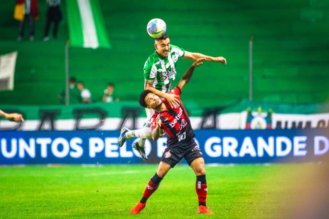  Abaixo de todos os clubes, Vitória não vence pelo Brasileirão desde 2018!